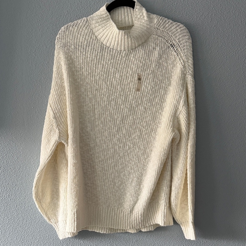 Aerie Cream Sweater NWT